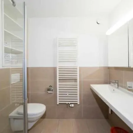Διαμέρισμα Chesa Azalea 30 By Interhome Pontresina